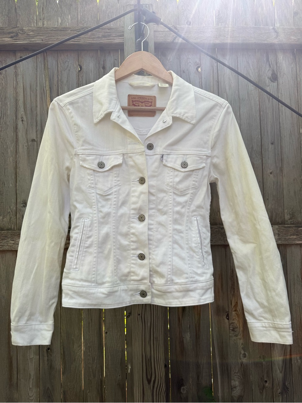 Levi's Women's White Denim Jacket Beach Rodeo Cowgirl Western